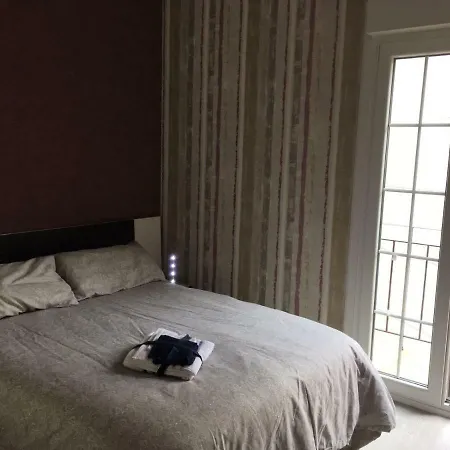 Ondarreta Homestay San Sebastian